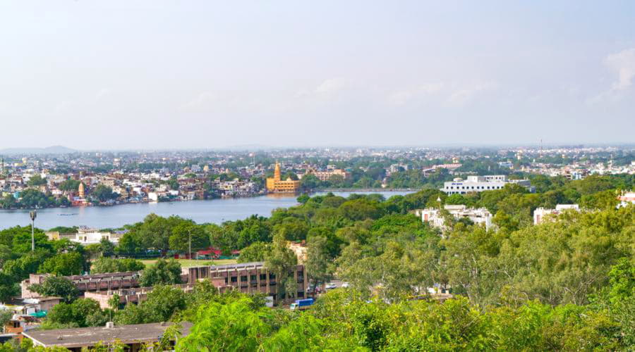 Offres de location de voitures les plus intéressantes à Bhopal